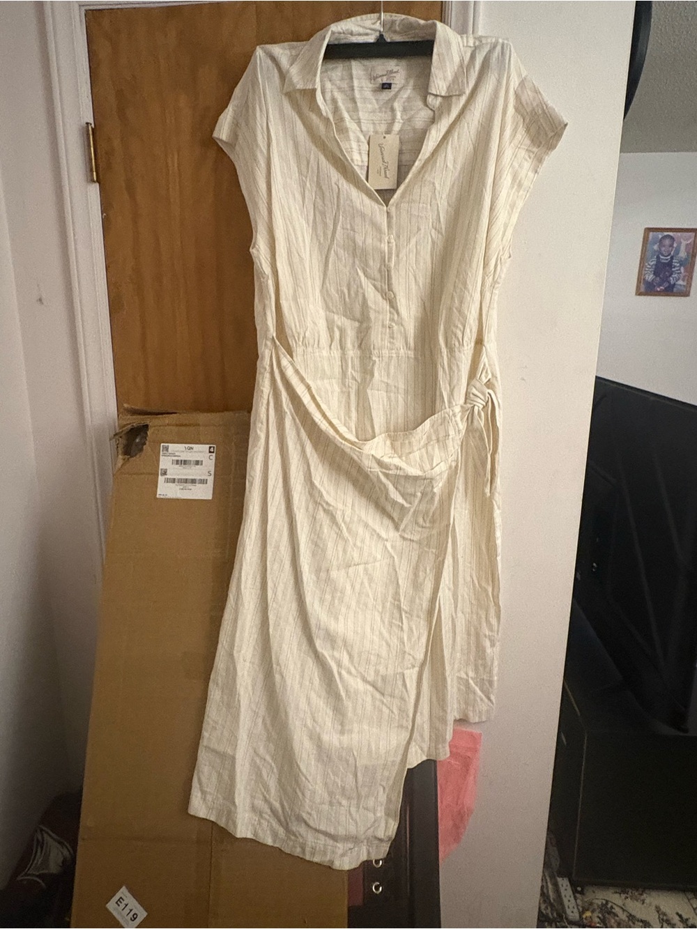 Universal Thread Cream V-Neck Wrap Midi Shirt Dress